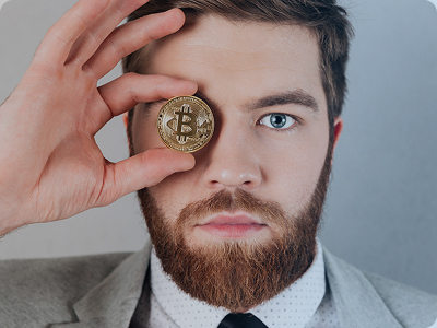 Julian Wolf – Chief Analyst bei OptarionHub